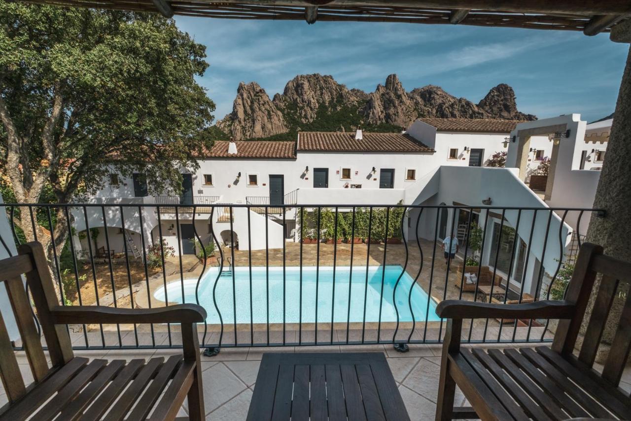 Hotel La Suera San Pantaleo Exteriér fotografie