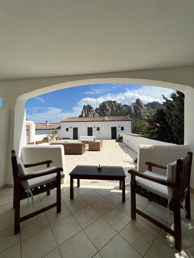 Hotel La Suera San Pantaleo Exteriér fotografie
