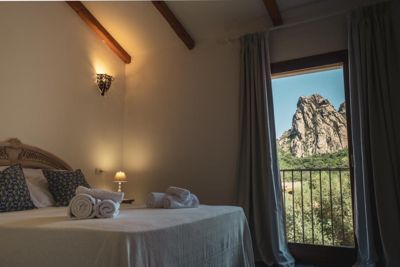 Hotel La Suera San Pantaleo Exteriér fotografie